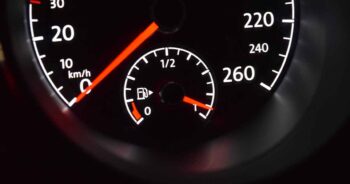 Jak jeździć, aby samochód palił mniej? 7 sposobów!