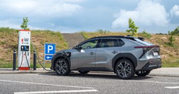 Toyota bZ4X – pierwszy model z linii Beyond Zero