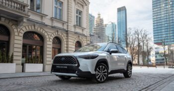 Systemy bezpieczeństwa czynnego nowej generacji w autach Toyoty jeszcze w tym roku. Większe możliwości i nowe funkcje