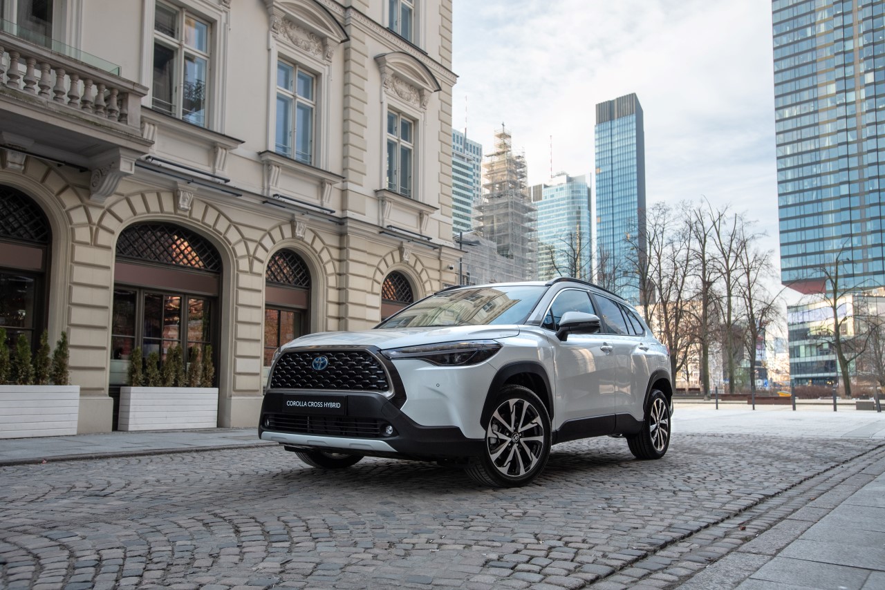 Systemy bezpieczeństwa czynnego nowej generacji w autach Toyoty jeszcze w tym roku. Większe możliwości i nowe funkcje