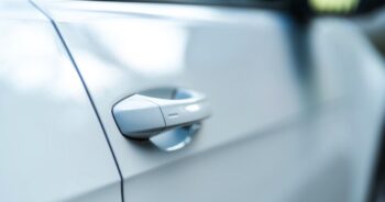 Jak zapobiec kradzieży samochodu z systemem bezkluczykowym KEYLESS