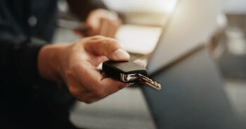Czy wynajem auta może być tańszy od posiadania swojego samochodu?